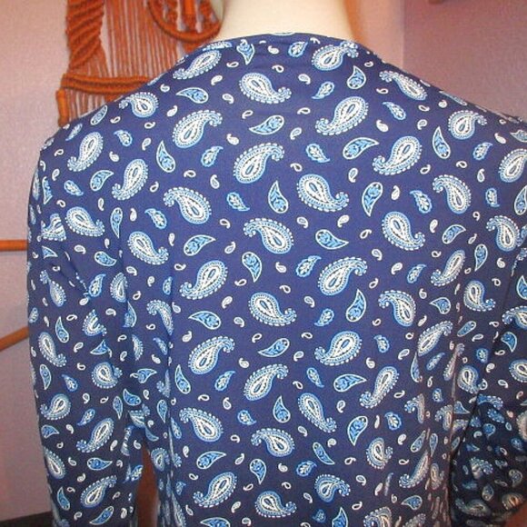 Lands' End Womens Rash Guard Size M Swimsuit Top UPF Long Sleeves Modest Beach - Picture 7 of 9